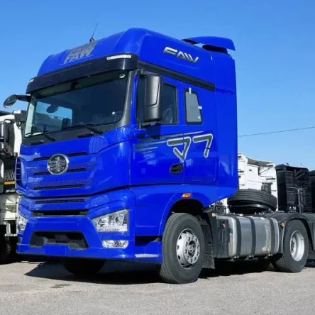 Седельный тягач FAW J7 6x2